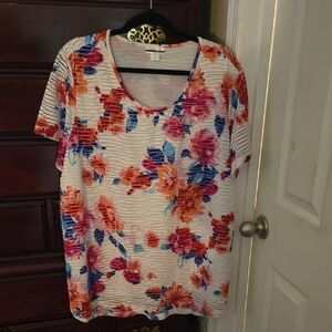 White and Red Relaxed Graphic Tee